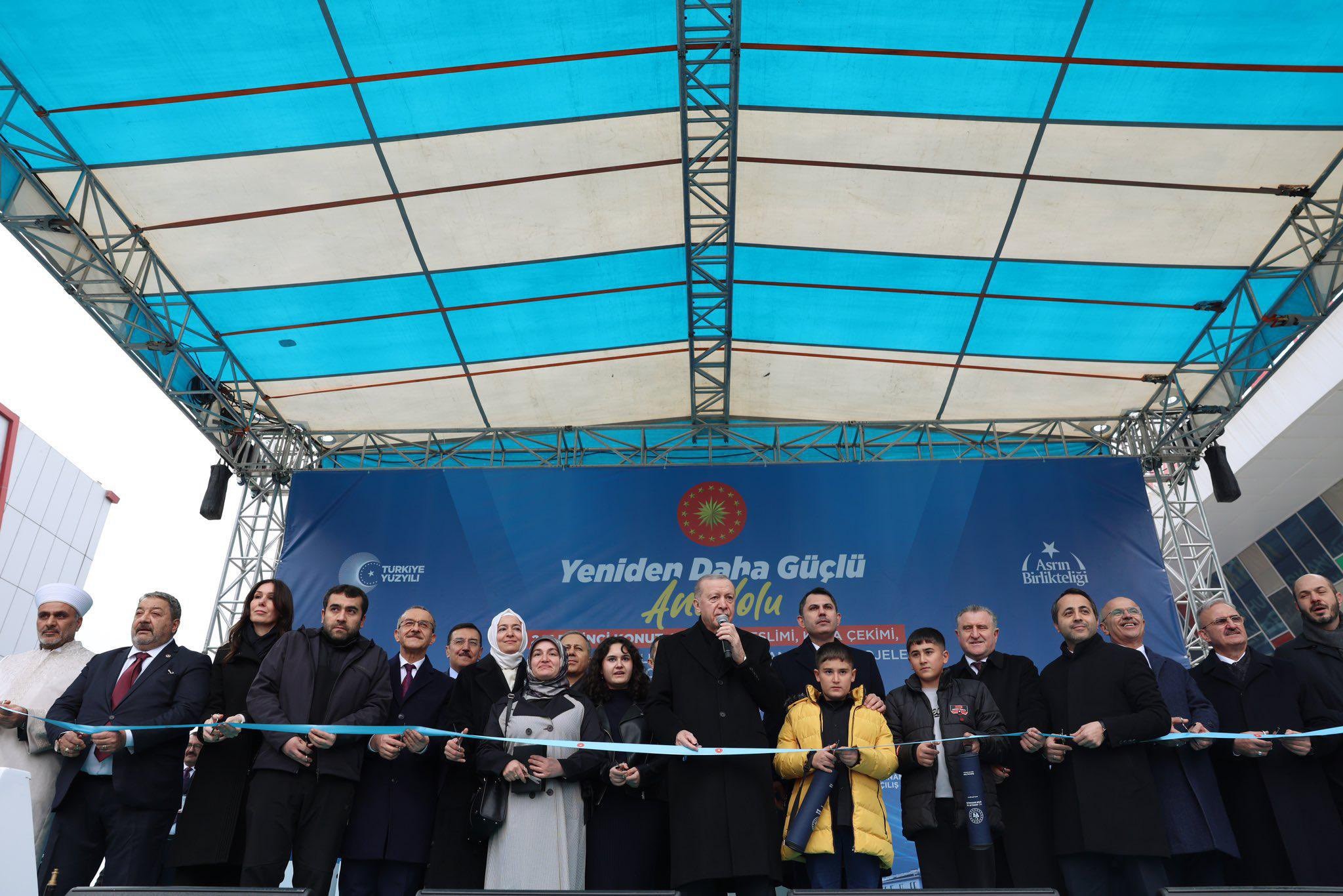 AK Parti Genel Başkan Yardımcısı Sayan: AK Parti İnsana Hizmetin ve Eser Üretmenin Adıdır