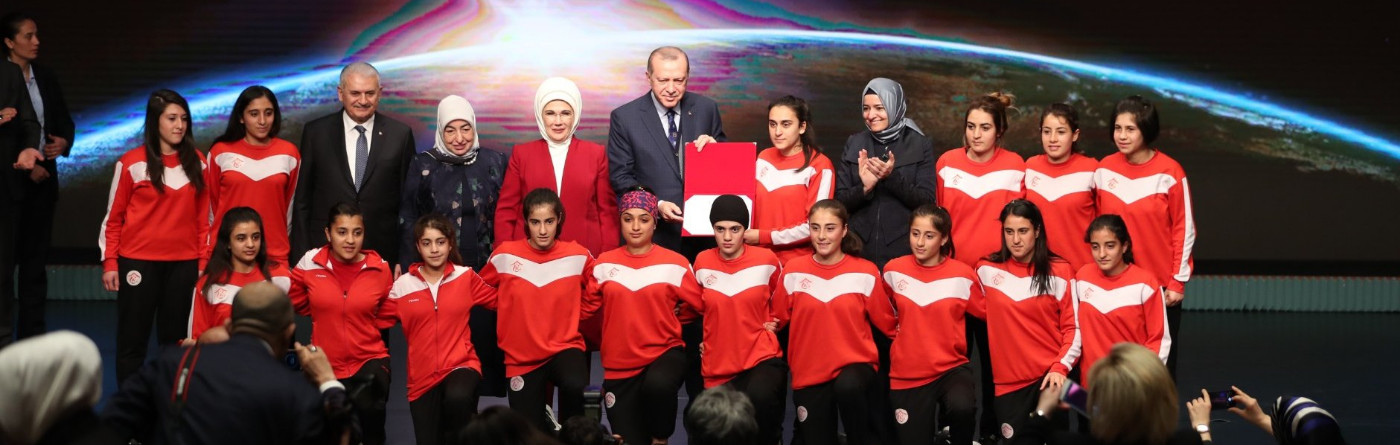 Cumhurbaşkanı Erdoğan, Aile ve Sosyal Politikalar Bakanlığı tarafından düzenlenen 8 Mart Dünya Kadınlar Günü Programı'na katıldı.