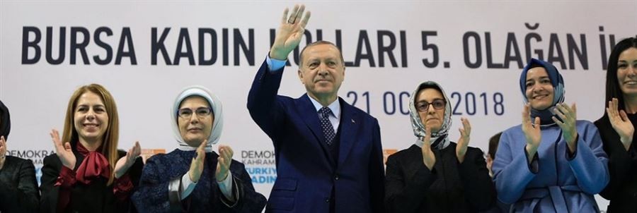 Cumhurbaşkanı Erdoğan, AK Parti Bursa Kadın Kolları 5. Olağan İl Kongresi'ne katıldı.