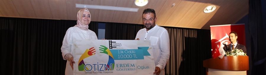 Bakan Kaya, Otizm Konulu Kısa Film Yarışması Gala Ve Ödül Töreni’ne katıldı.