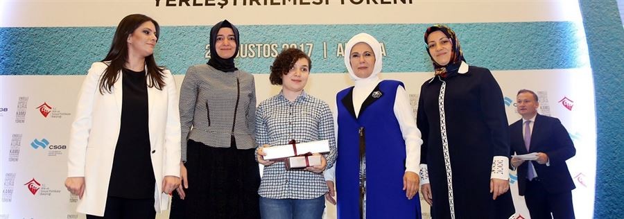 "Kamu kurumlarında daha fazla ve daha iyi şartlarda engelli memur istihdamı, devletimizin son yıllarda önemle üzerinde çalıştığı bir sosyal politikadır"