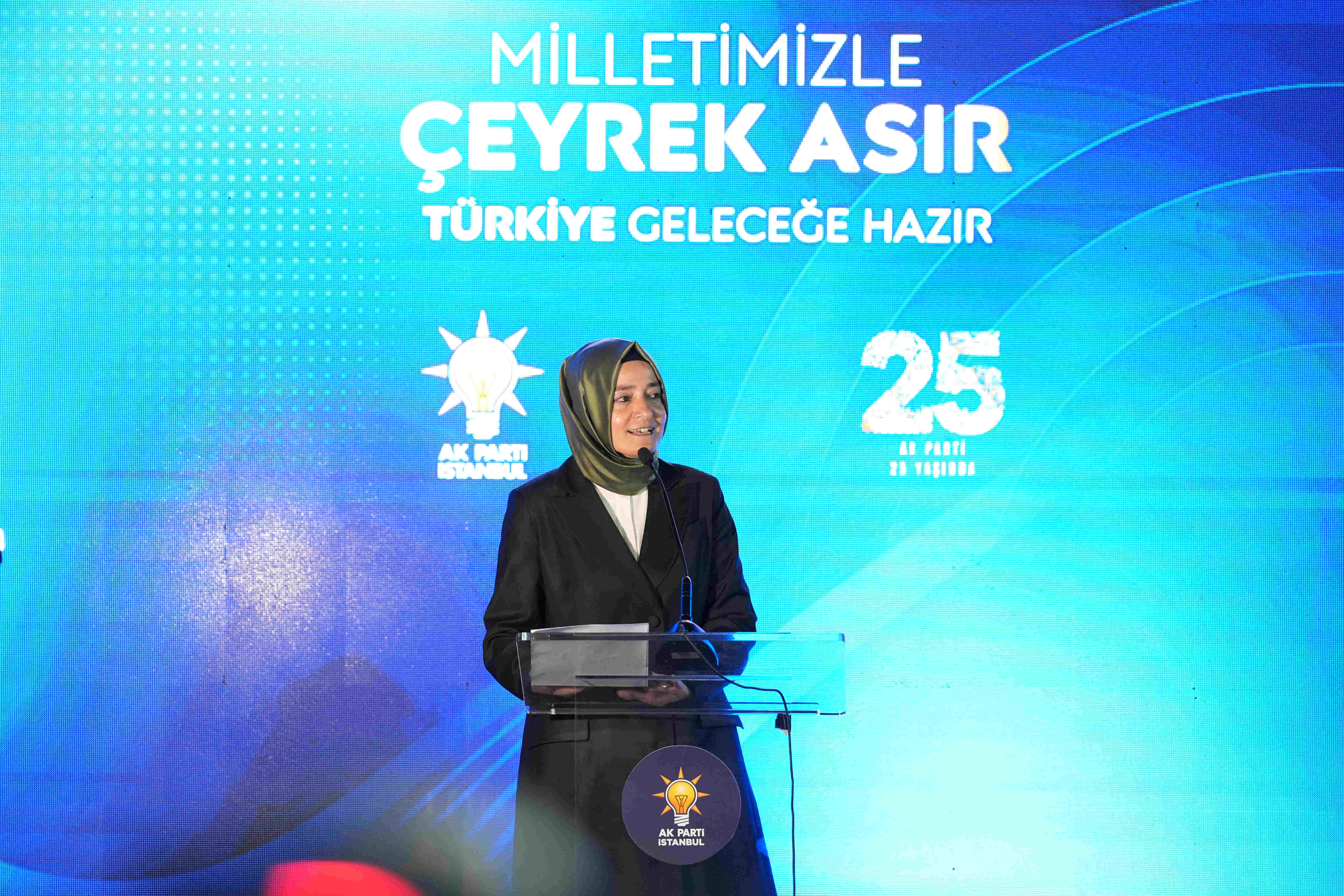 AK Parti Genel Başkan Yardımcısı Sayan Kaya, İstanbul Teşkilatıyla Vefa Buluşmasında Bir Araya Geldi