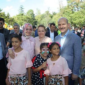 Genel Başkan Yardımcısı Vatandaşlarla Bayramlaştı