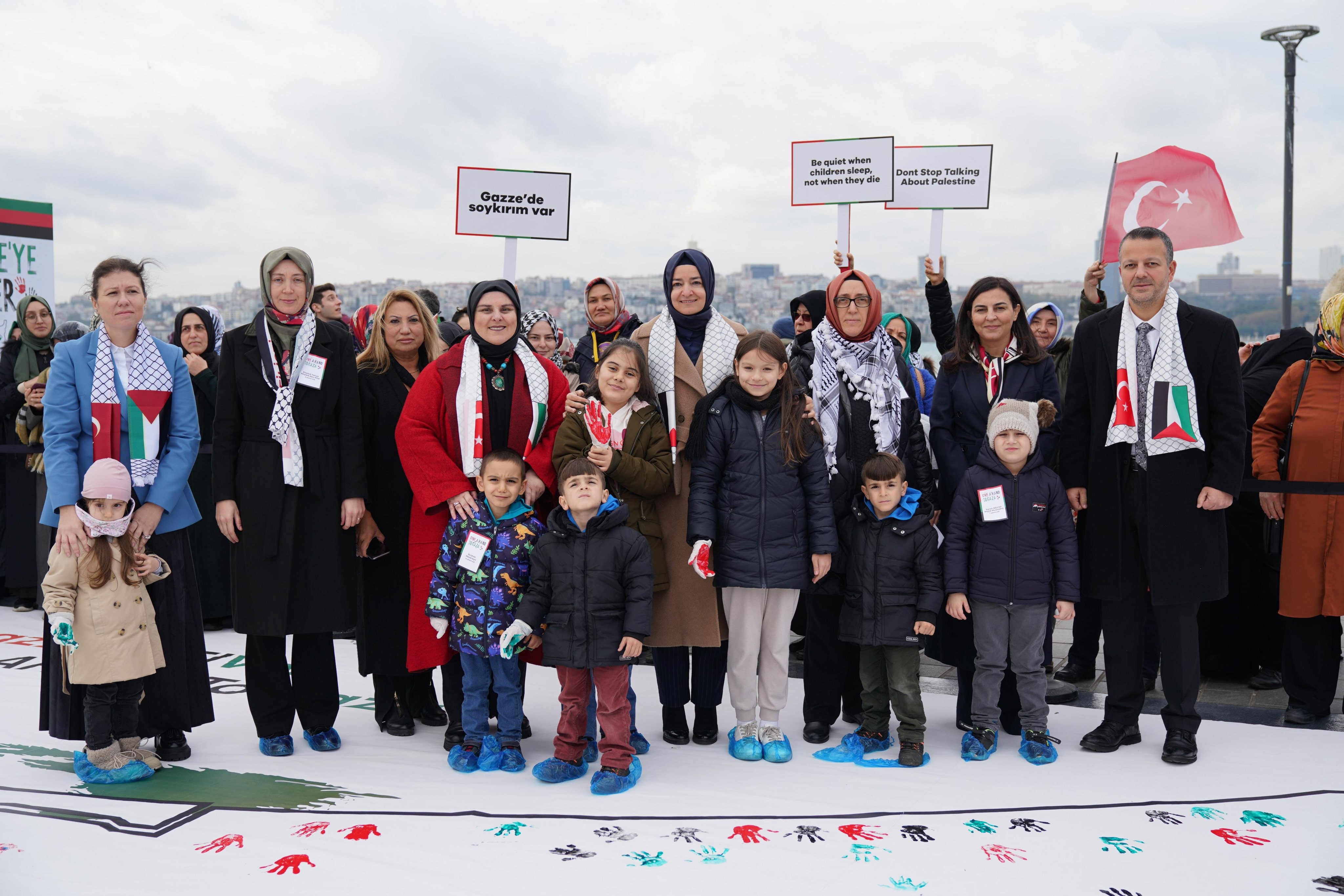 AK Parti Sosyal Politikalar Başkanı Sayan Dünya Çocuk Hakları Gününde Anlamlı Ziyaretler Gerçekleştirdi