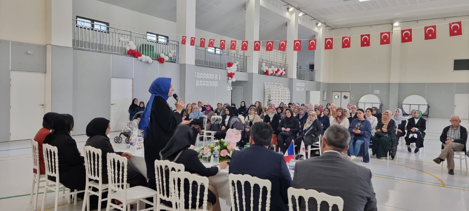 İstanbul Milletvekili Sayan: Türkiye’nin Yarınlarını Konuştuk