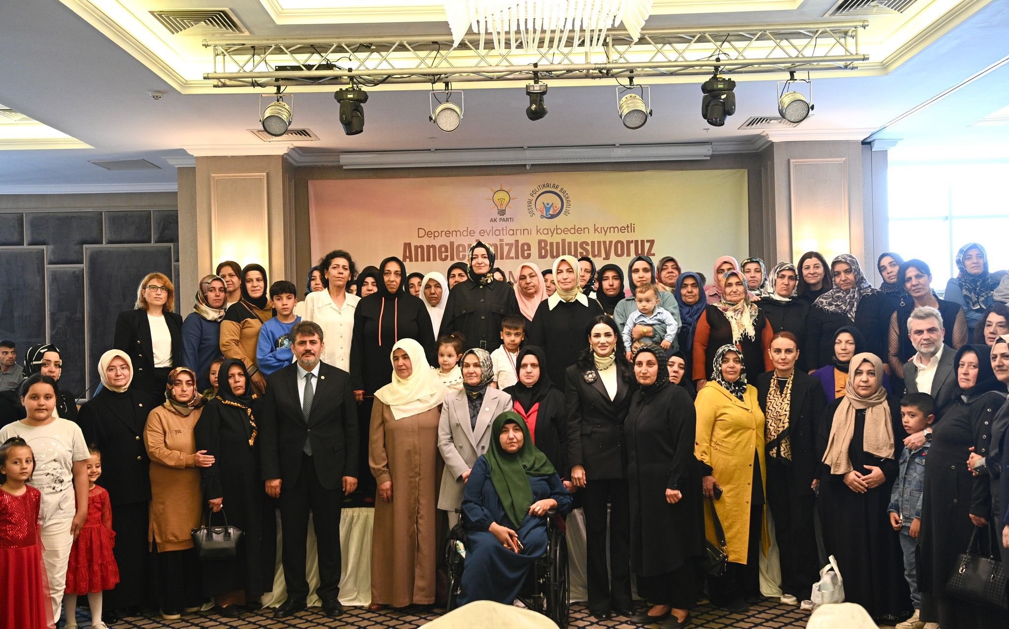 AK Parti Sosyal Politikalar Başkanı Sayan: Annelerimizin Her Daim Yanındayız