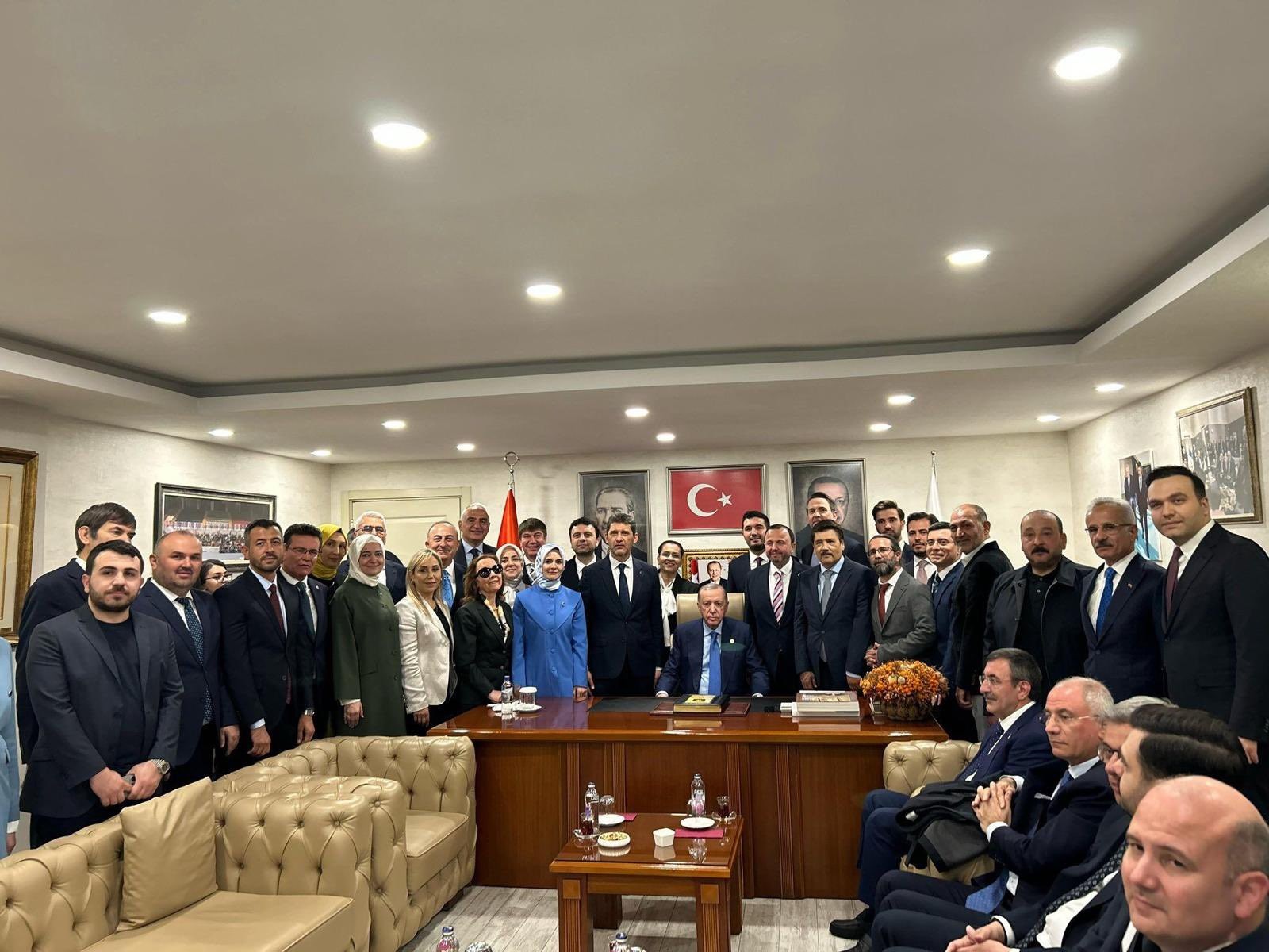 AK Parti Genel Başkan Yardımcısı Sayan: Birliğimiz Daim Yolumuz Açık Olsun