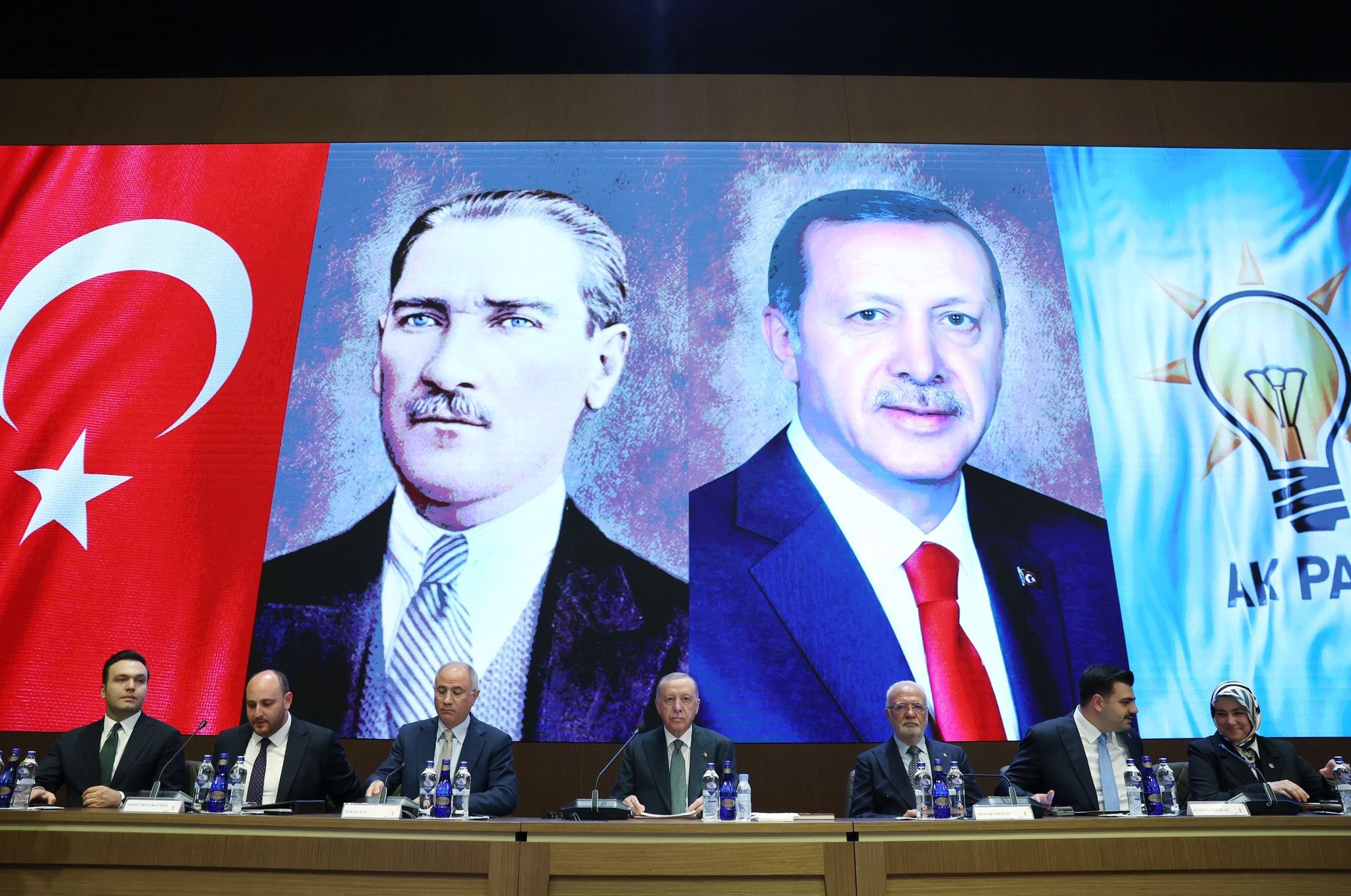 AK Parti Genel Başkan Yardımcısı Sayan Merkez Karar ve Yönetim Kurulu (MKYK) Toplantısı'na Katıldı