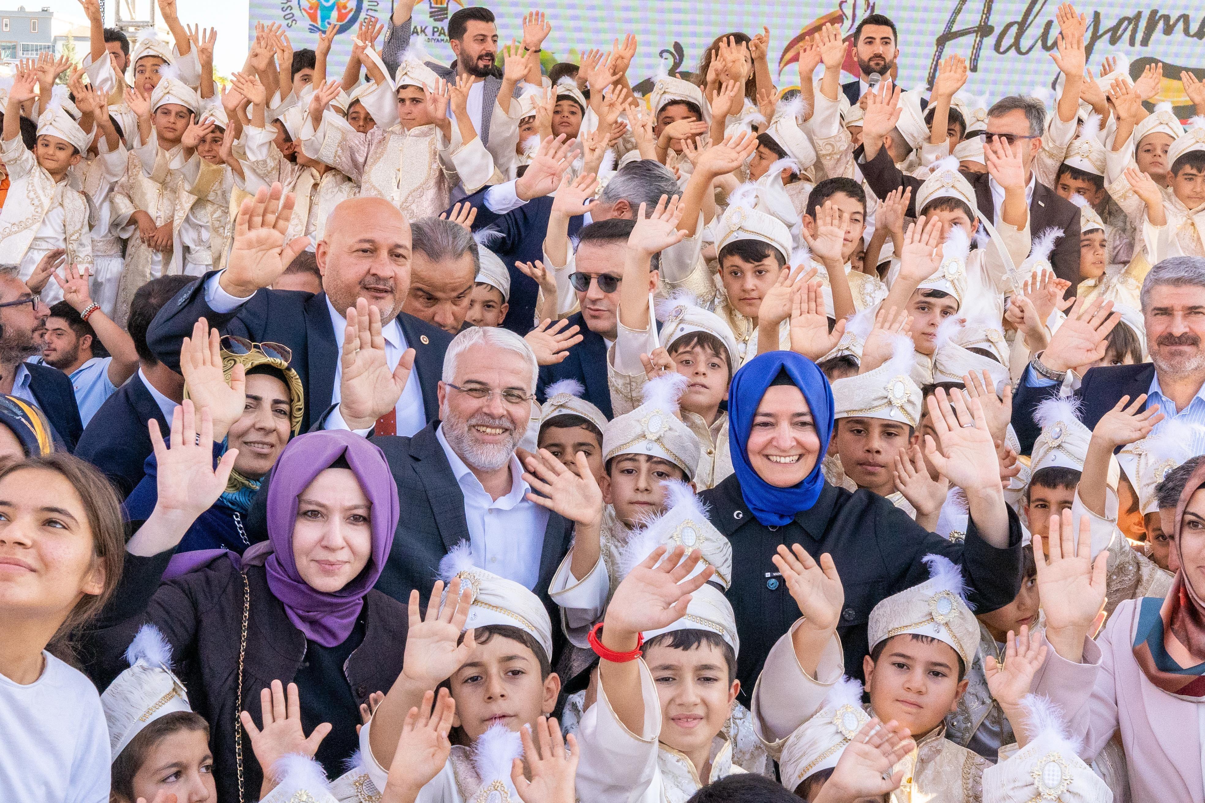 AK Parti Sosyal Politikalar Başkanı Sayan: Çocuklarımız Her Şeyin En İyisini ve Güzelini Hak Ediyor