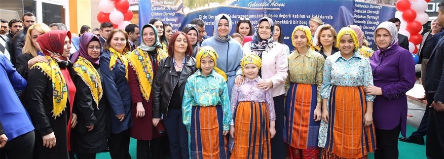 "Allah'ın izniyle bizim 2023, 2053, 2071'e dair hedeflerimiz var. Biz bu hedefleri, daha güçlü, partilerden ve kişilerden bağımsız olarak güçlendirilmiş bir sistemle gerçekleştirmek istiyoruz"