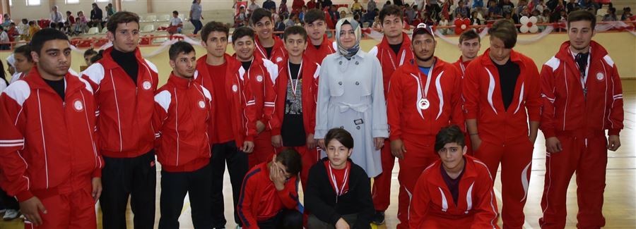 ''Kuruluşlarımızda kalan çocuklarımızın hem spor hem de kültürel alanda kendilerini en iyi şekilde geliştirmeleri için her türlü imkanı sağlıyoruz''