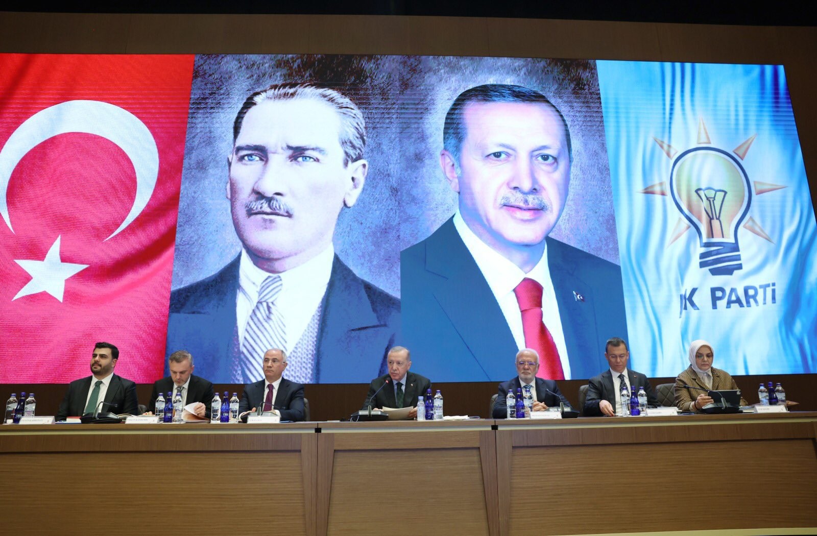 AK Parti Merkez Karar ve Yönetim Kurulu Toplantısı Düzenledi