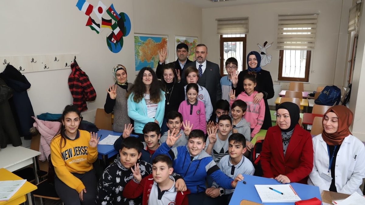 "Bizim Yolumuz Gönül Yolu"