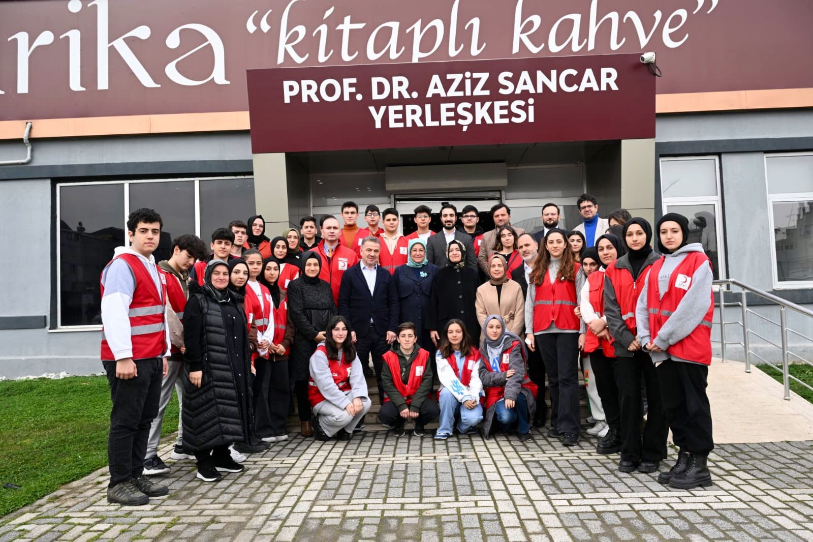 İstanbul Milletvekili Dr.Sayan: Depremden Etkilenen Tüm Vatandaşlarımızı Evlerine Kavuşturacağız
