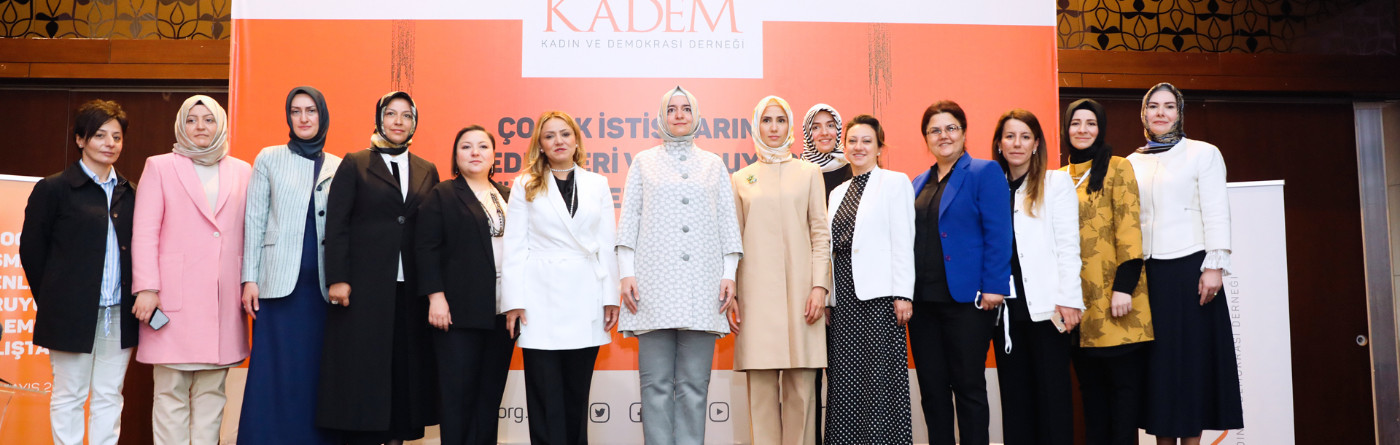 Bakan Kaya, Kadın ve Demokrasi Derneği (KADEM) tarafından düzenlenen Çocuk İstismarının Nedenleri ve Koruyucu Önlemler Çalıştayı’na katıldı
