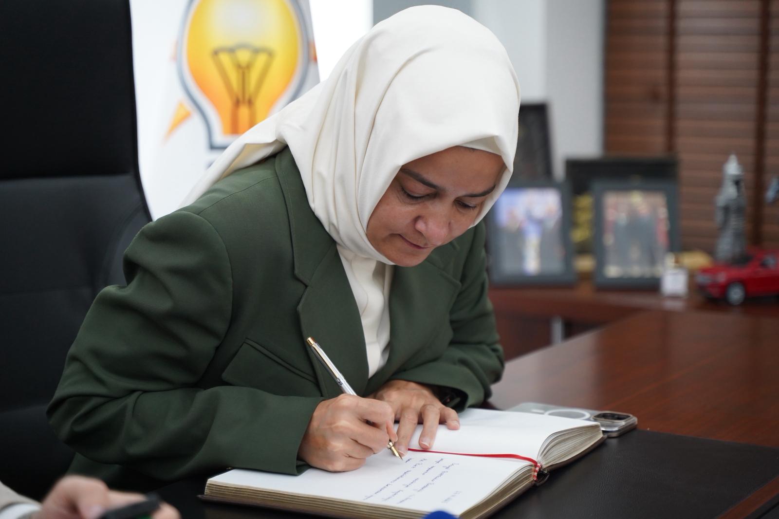 AK Parti Genel Başkan Yardımcısı Sayan Kaya, Kayseri’de Çeşitli Ziyaretlerde Bulundu