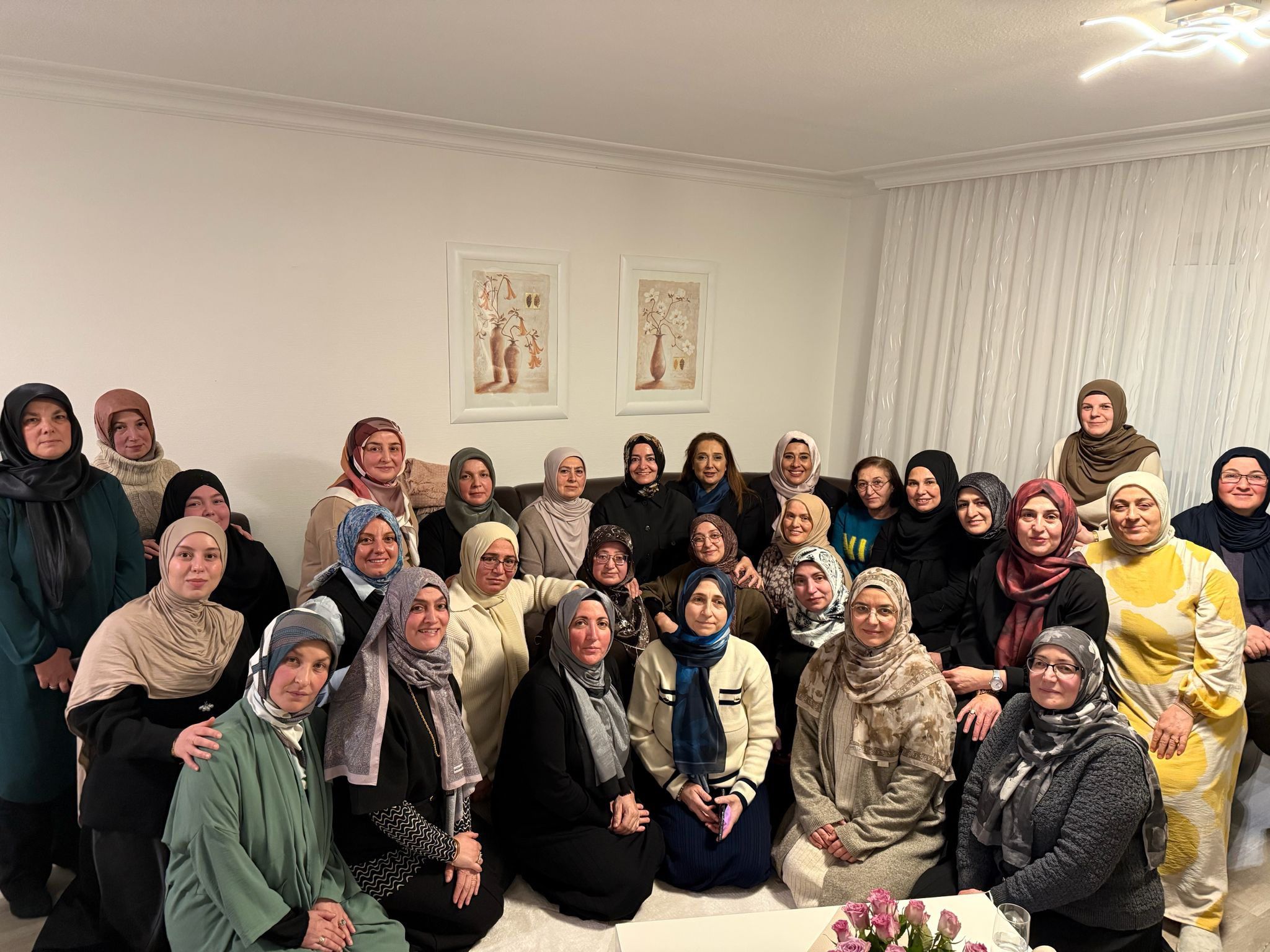 AK Parti Genel Başkan Yardımcısı Sayan Kaya Almanya’da Temaslarda Bulundu