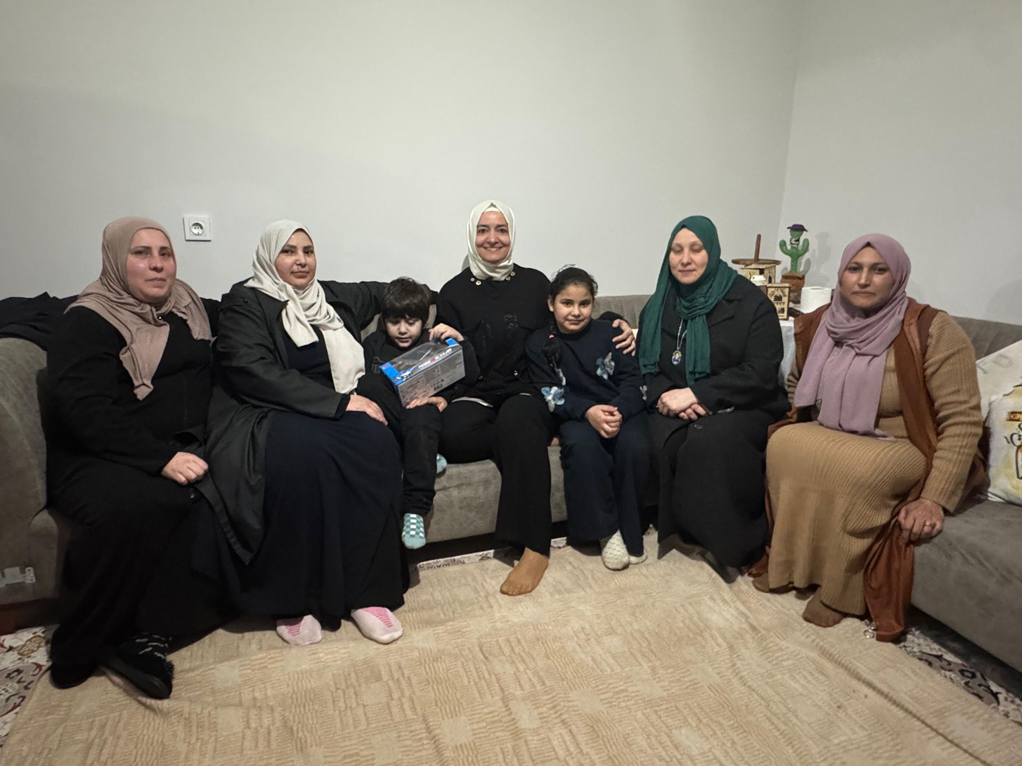 AK Parti Genel Başkan Yardımcısı Sayan Kaya, Gazzeli Aileyle İftar Sofrasında Buluştu