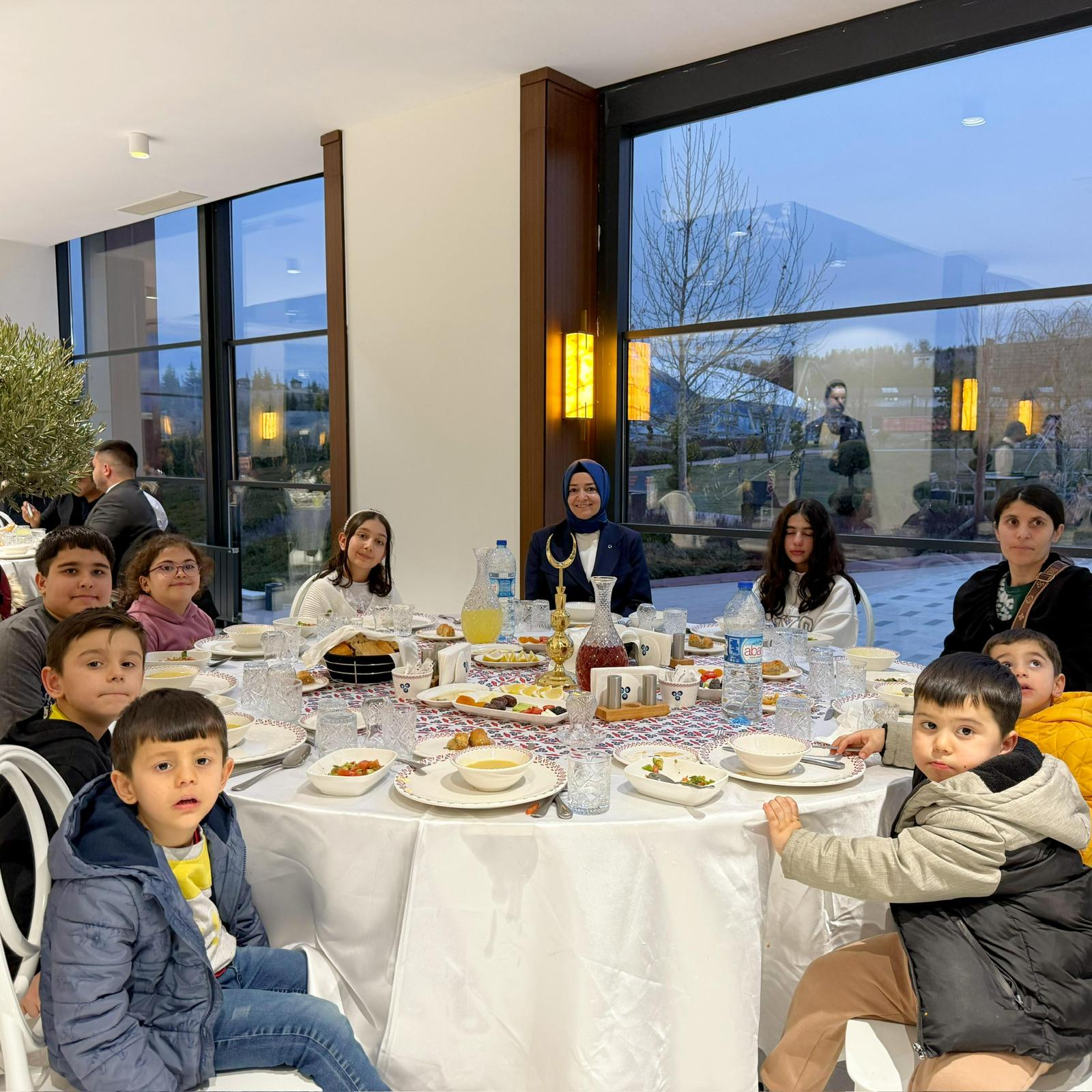 AK Parti Genel Başkan Yardımcısı Sayan Kaya, Geleneksel Sporlar Spor Kulübü’nde İftar Programına Katıldı