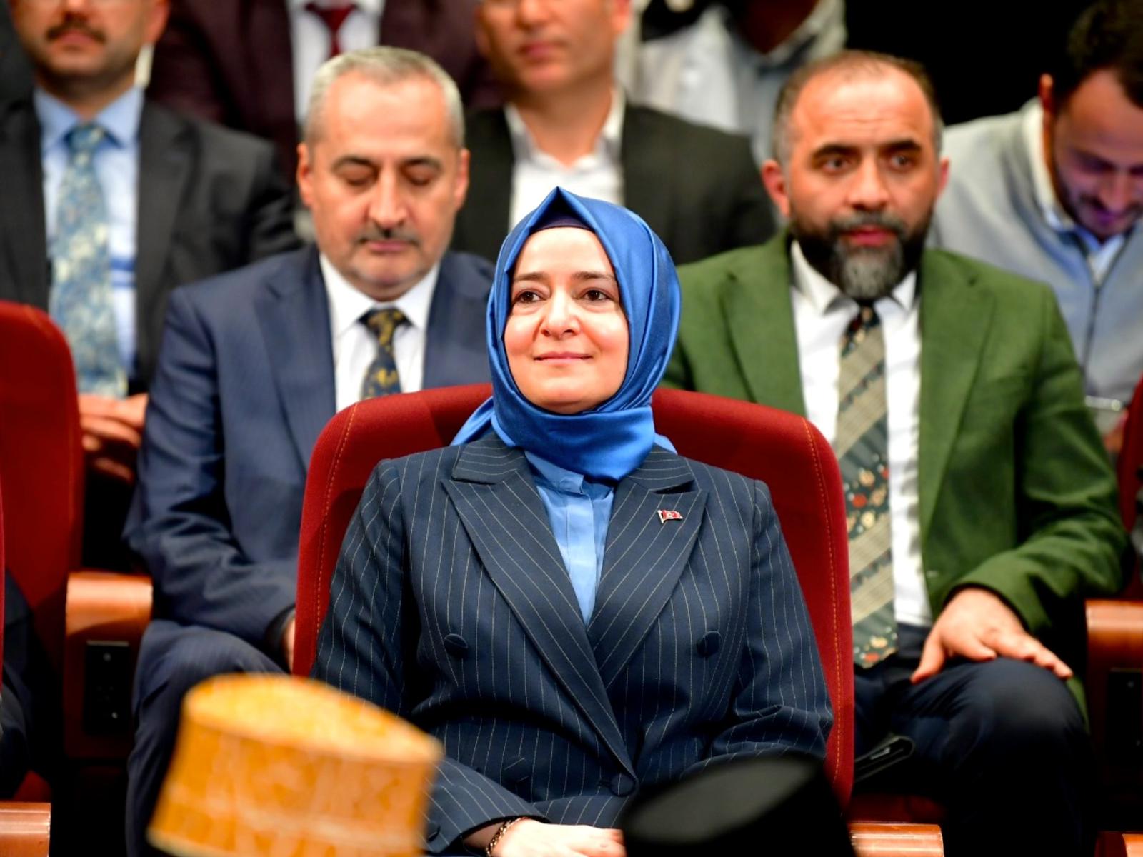 AK Parti Genel Başkan Yardımcısı Sayan Kaya, Ödül Töreni’ne Katıldı