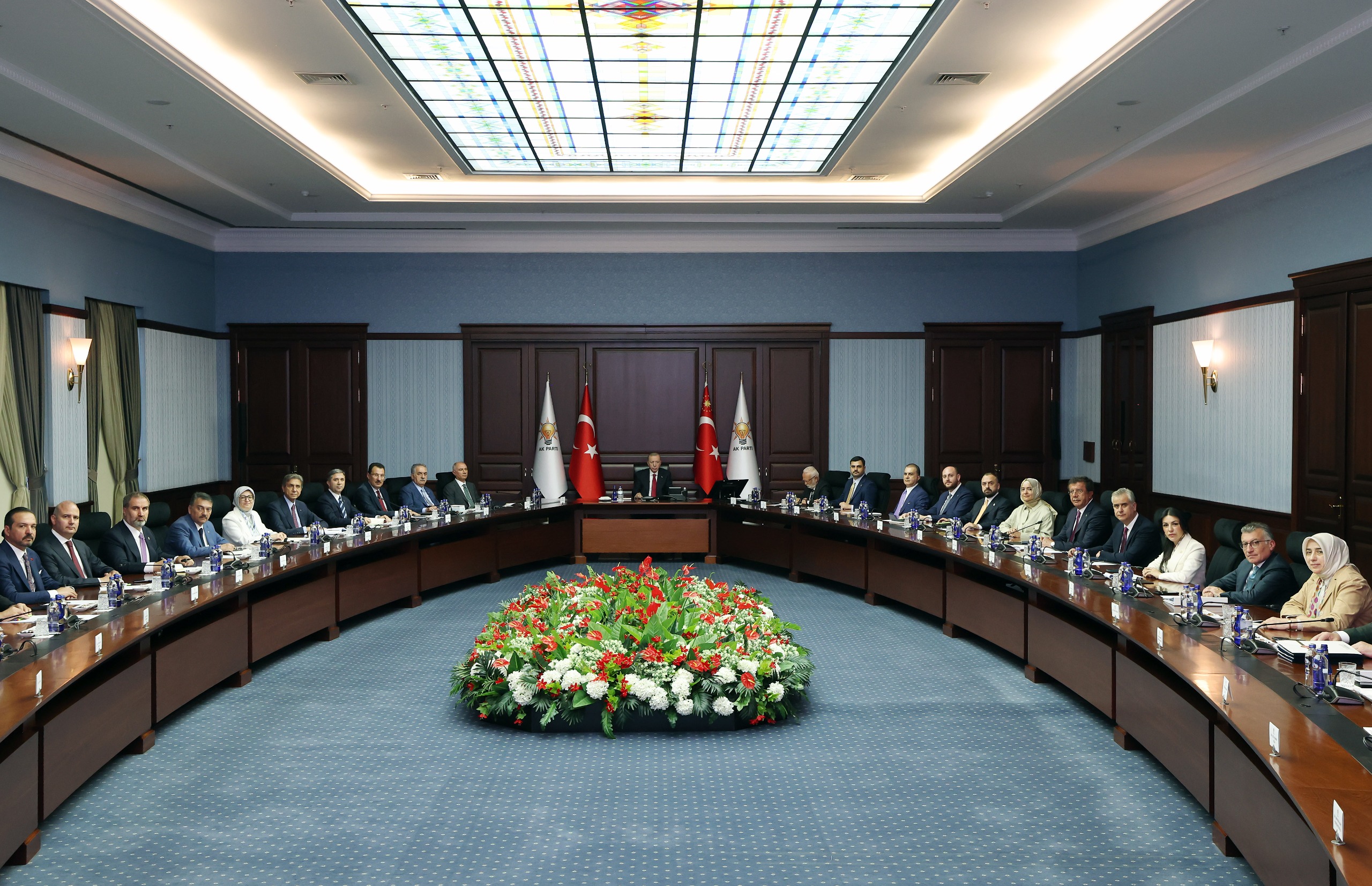 AK Parti Genel Başkan Yardımcısı Sayan Kaya Merkez Yürütme Kurulu Toplantısı'na Katıldı