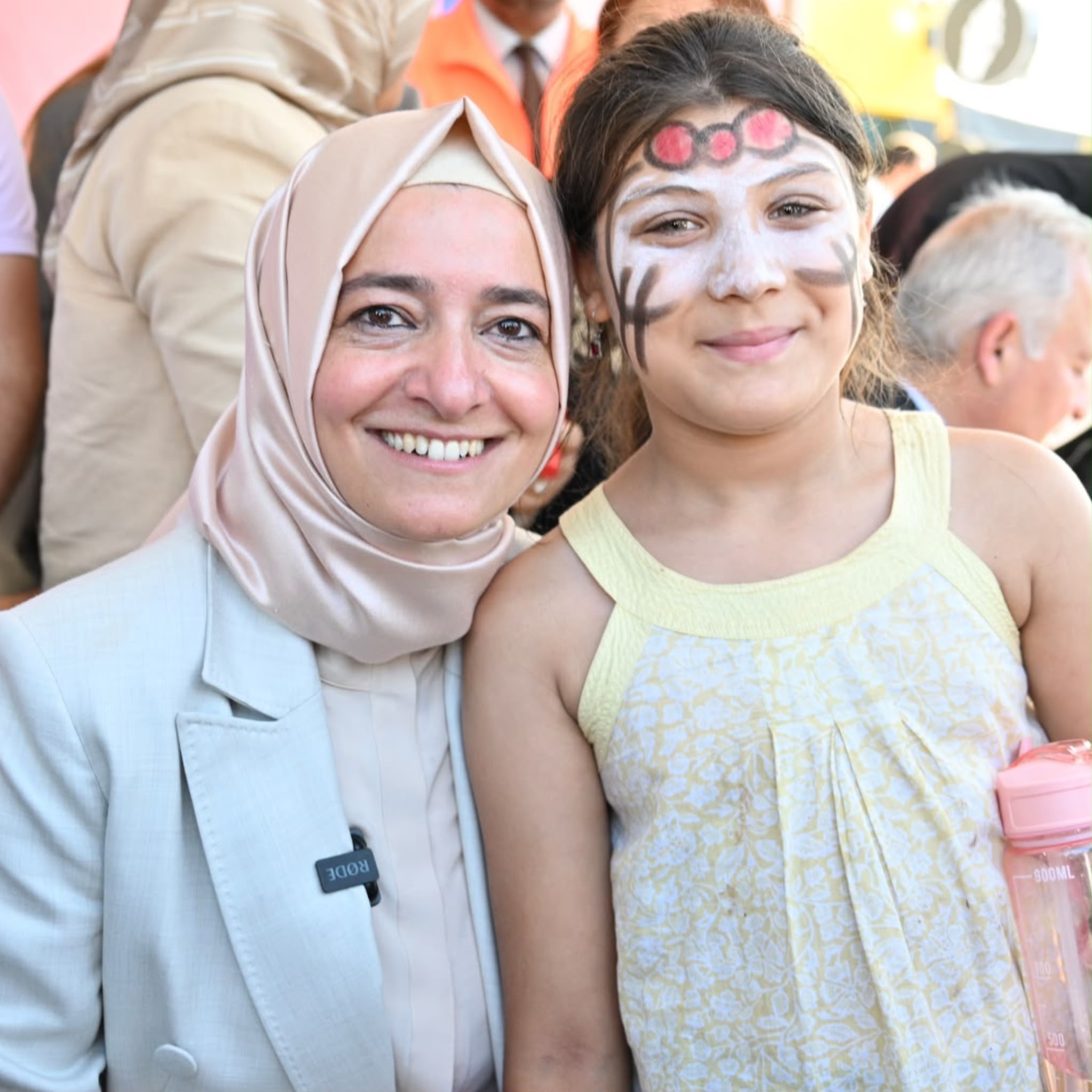 AK Parti Genel Başkan Yardımcısı Sayan Kaya, Gaziosmanpaşa’da Çeşitli Temaslarda Bulundu