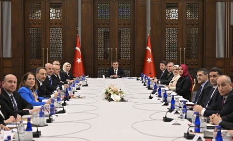 AK Parti Genel Başkan Yardımcısı Sayan Nüfus Politikaları Kurulu Toplantısına Katıldı