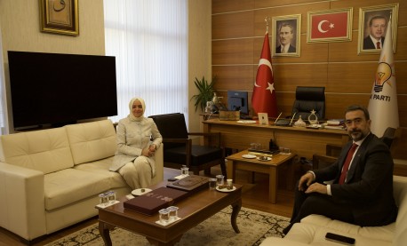 AK Parti Genel Başkan Yardımcısı Sayan Ziyaretleri Kabul Etti